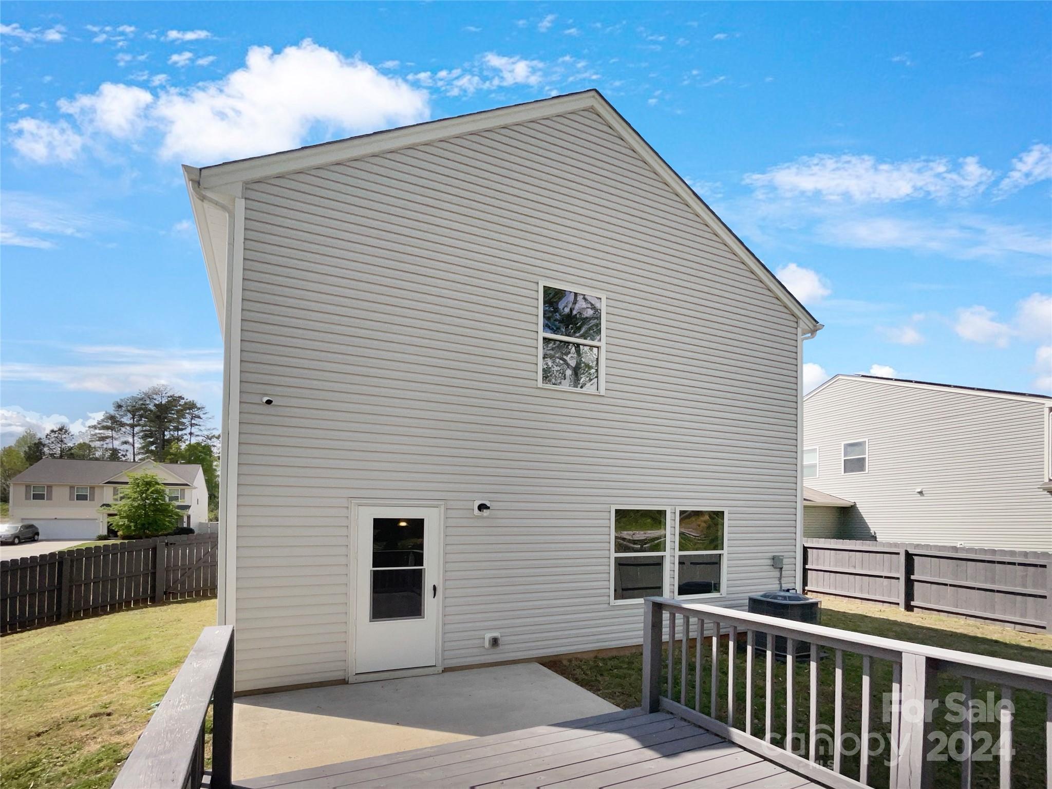 Austen Lakes - Residential