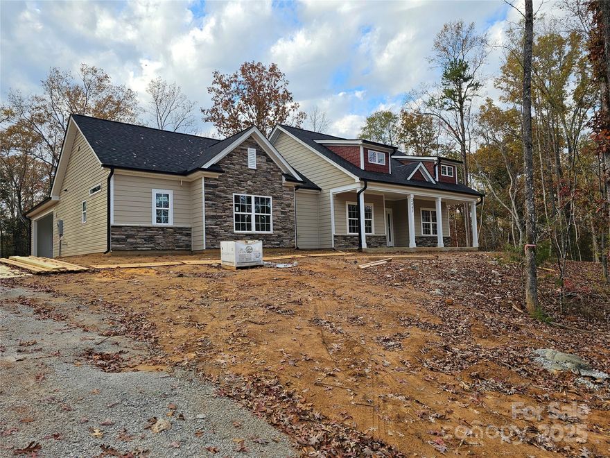 New construction property.  Home sits on more than an acre, north of Lancaster.  Enjoy the large lot and the convenience this home offers.  Split floor plan, large open great room, kitchen and dining area.  Home also features rear screen porch, large 24 X 24 garage. 9 ft ceilings.