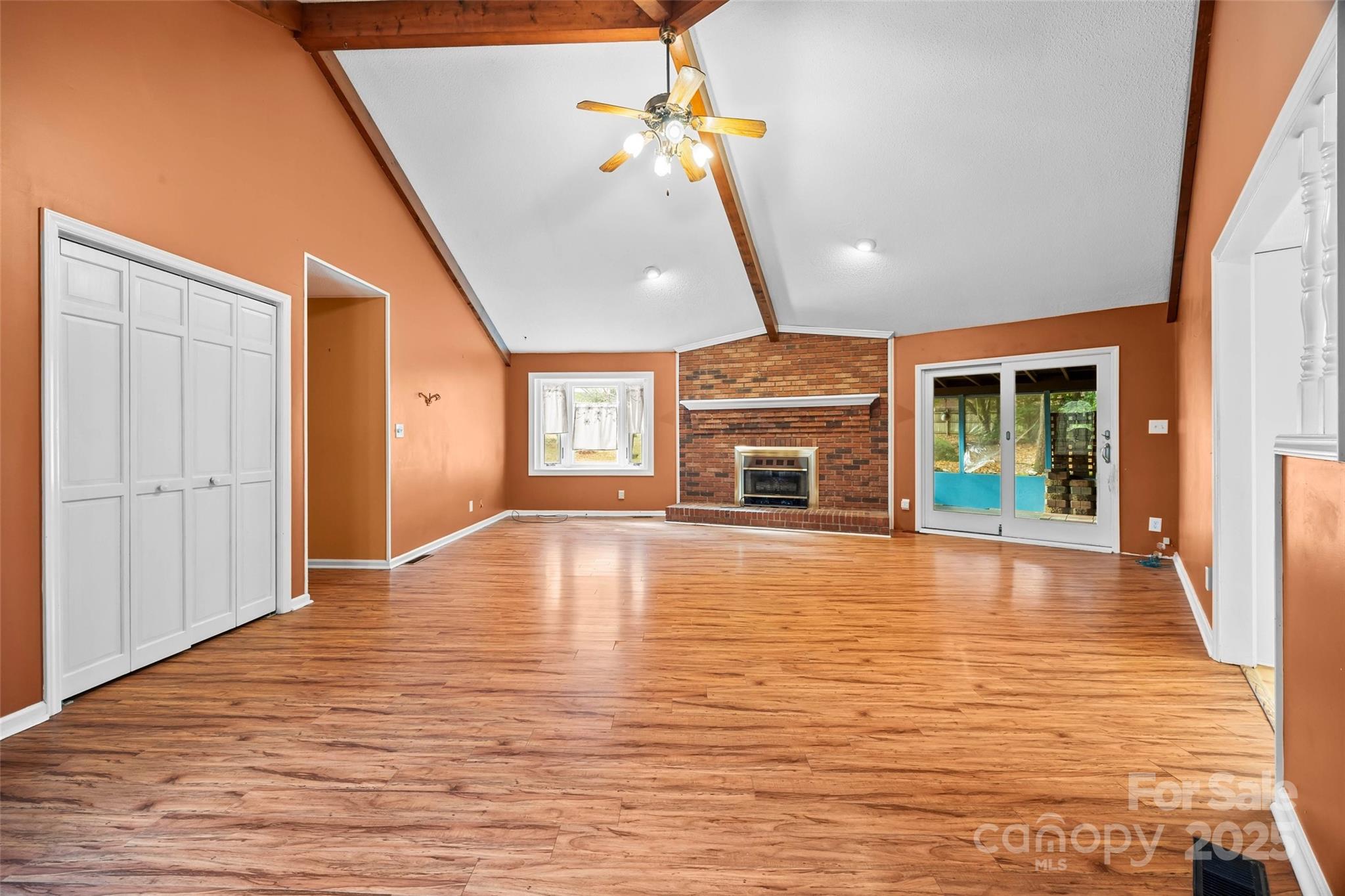 6233 Providence Court NW