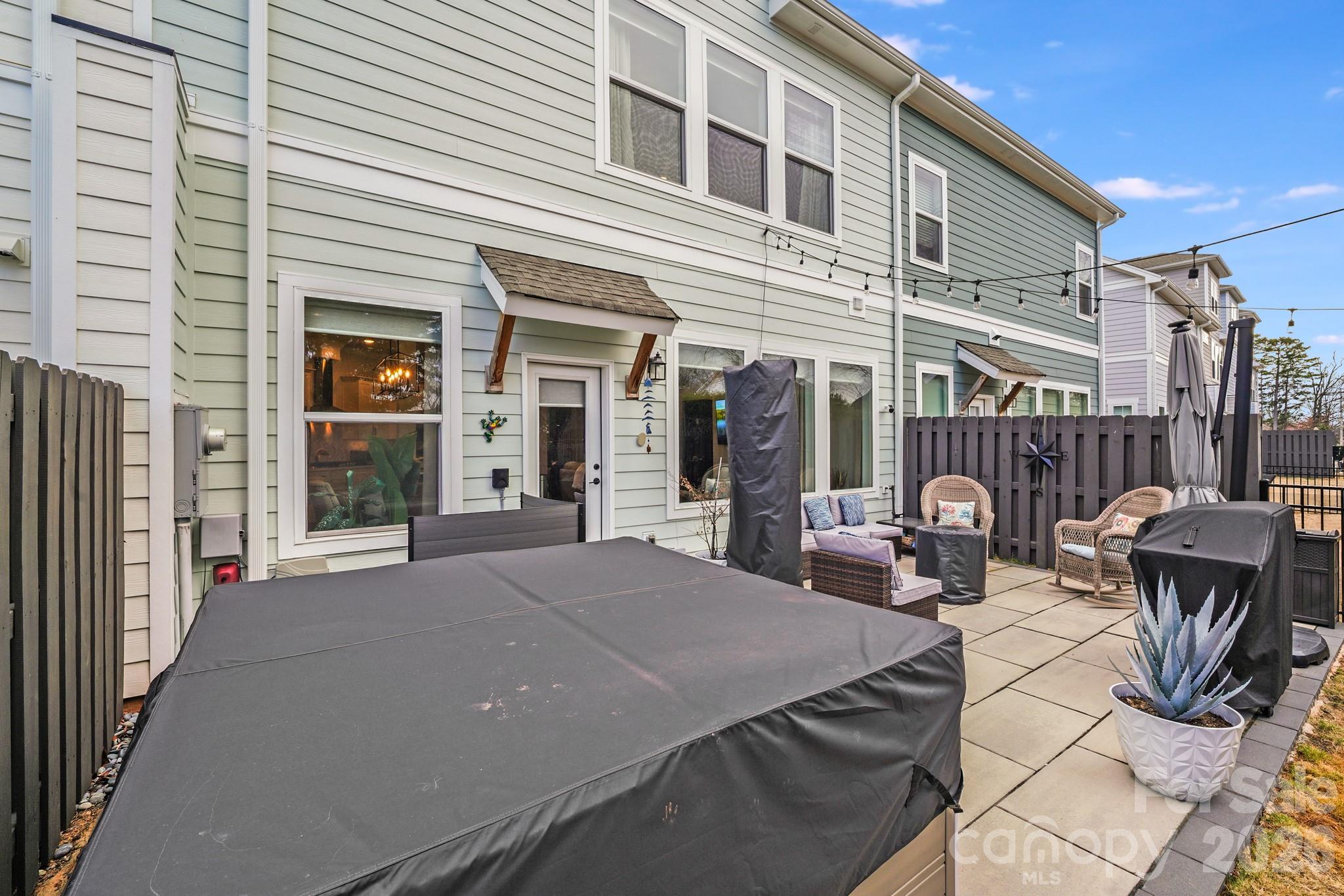 The Retreat At West Catawba - Residential