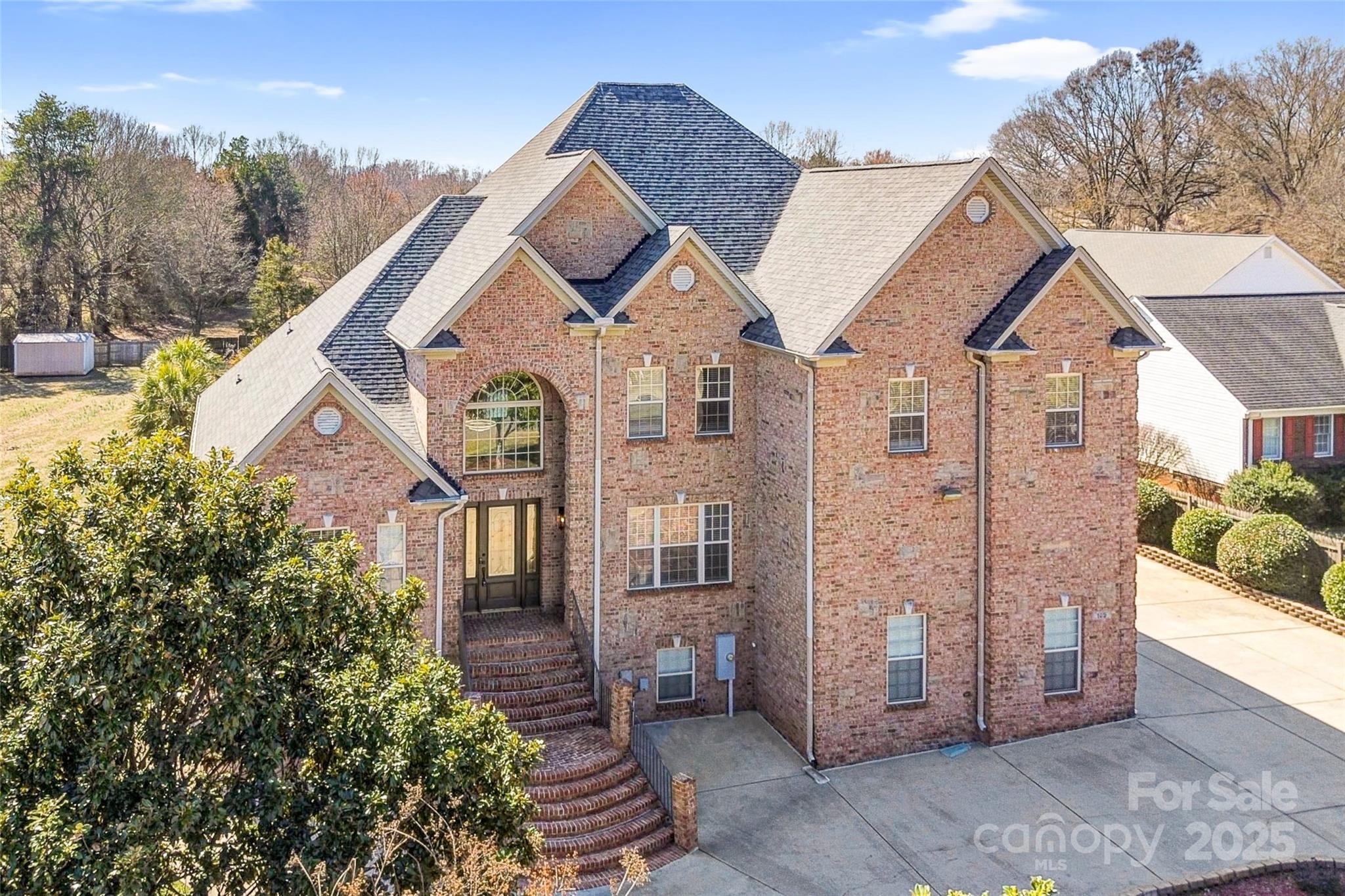 109 Dabbling Duck Circle