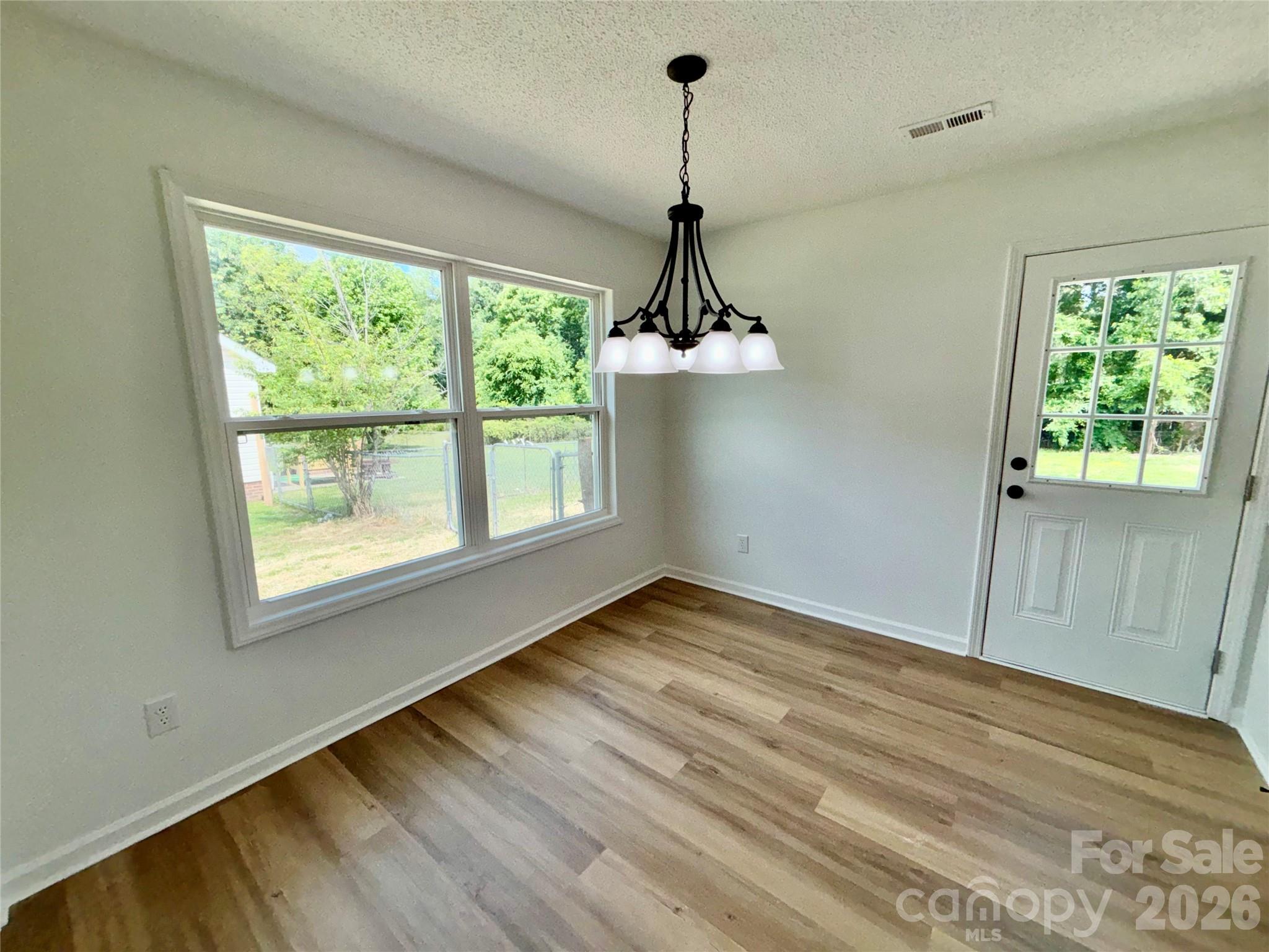 Windward Oaks - Residential