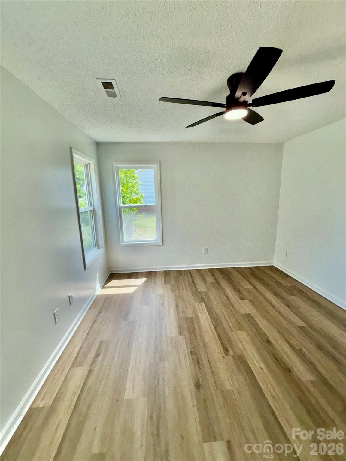 Windward Oaks - Residential