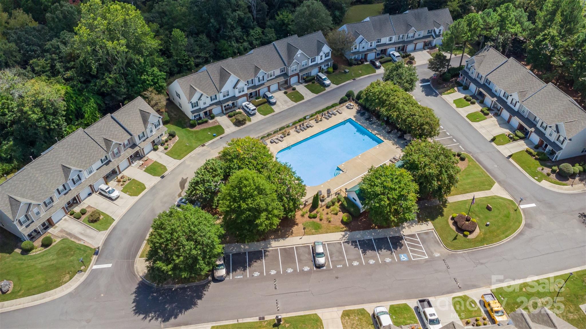 Lexington Commons - Residential