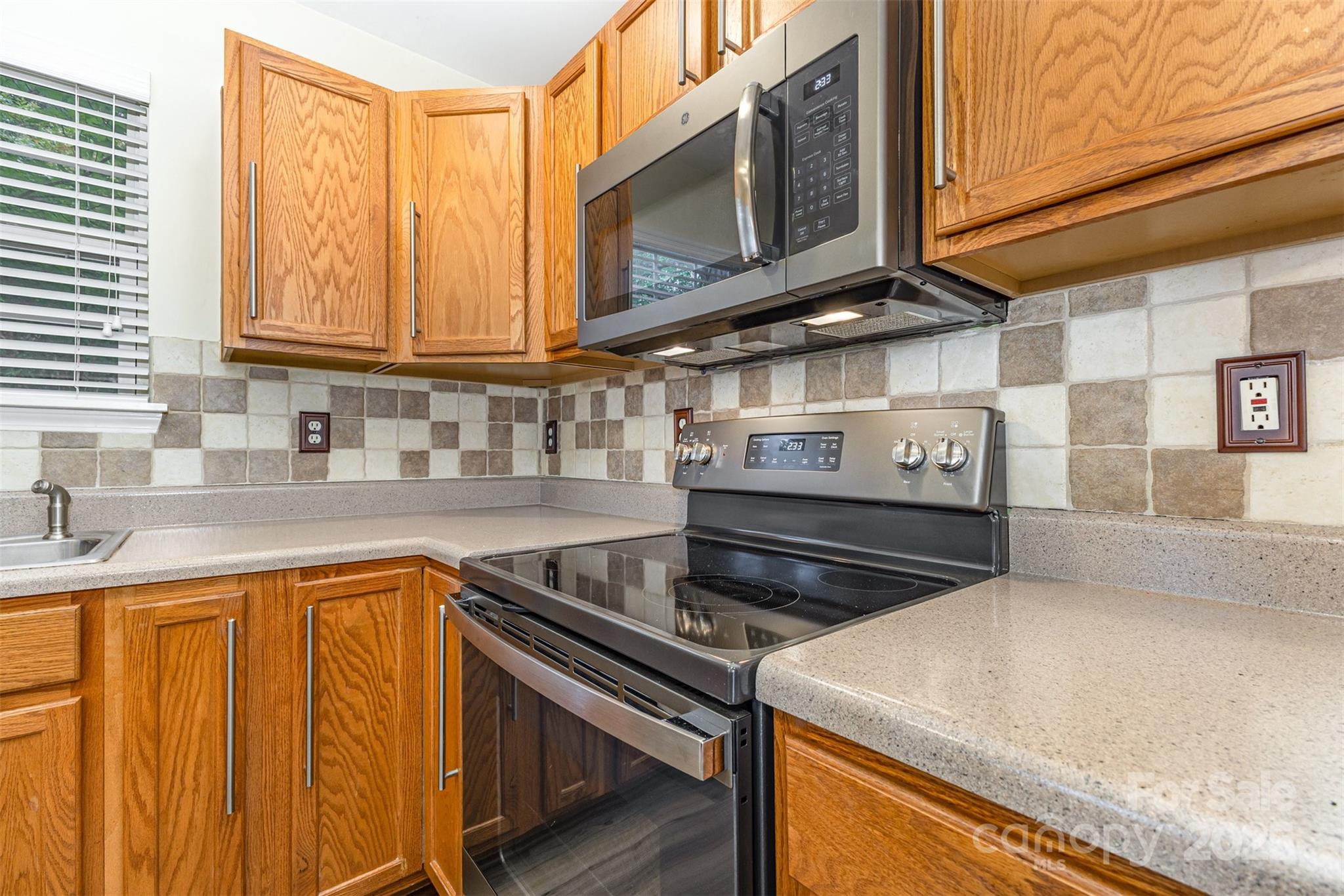 Lexington Commons - Residential