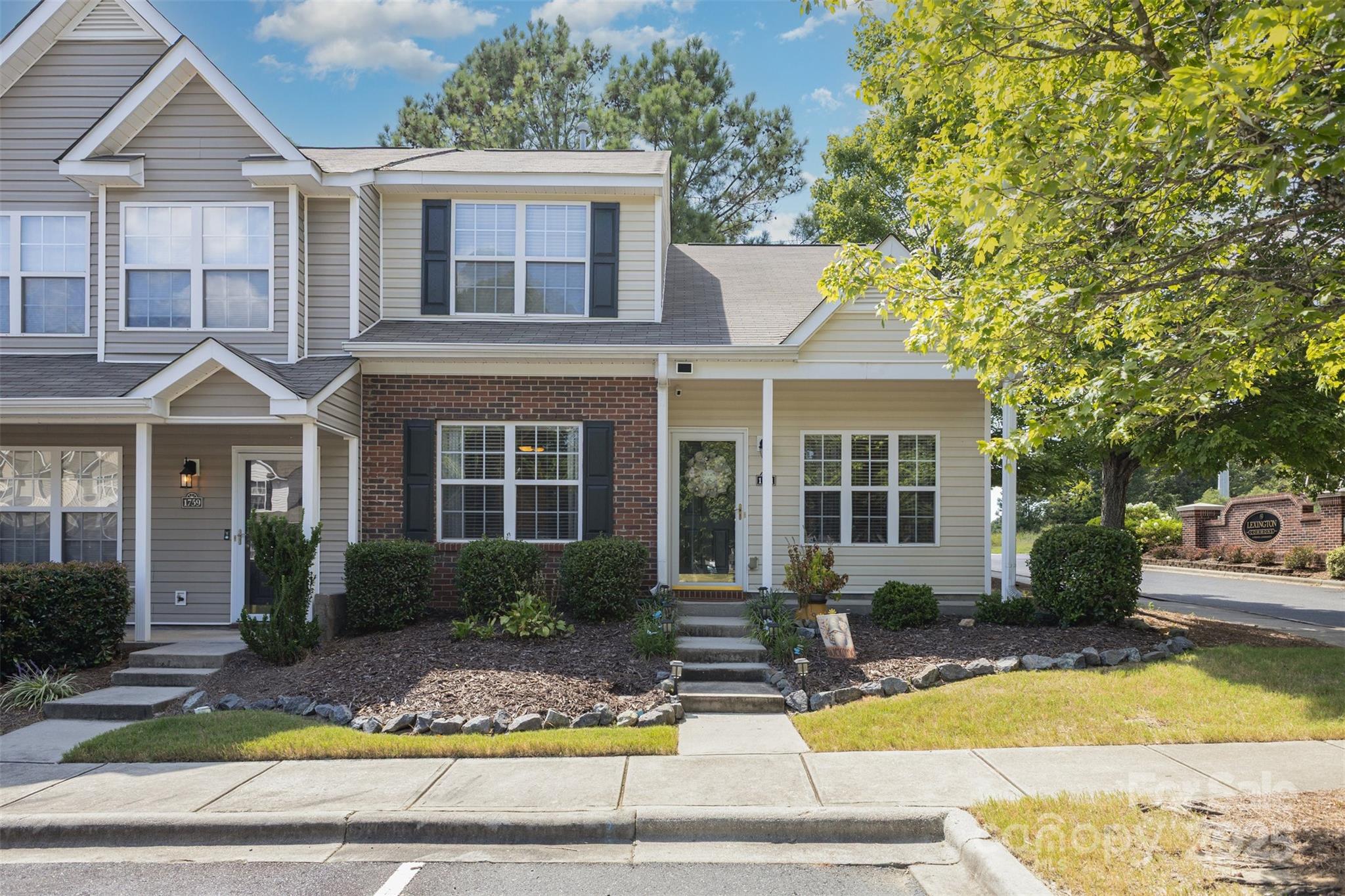 Lexington Commons - Residential