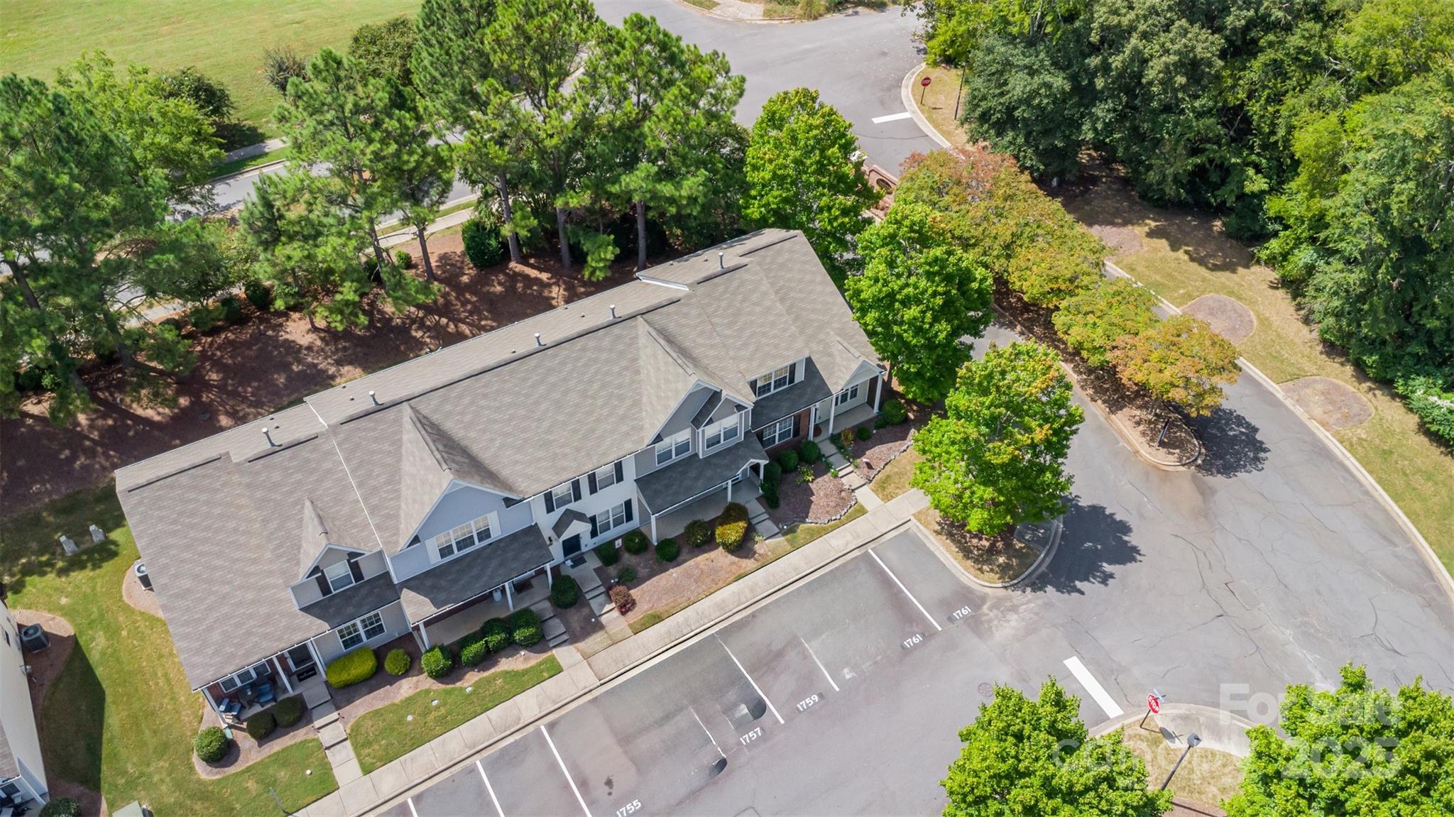 Lexington Commons - Residential