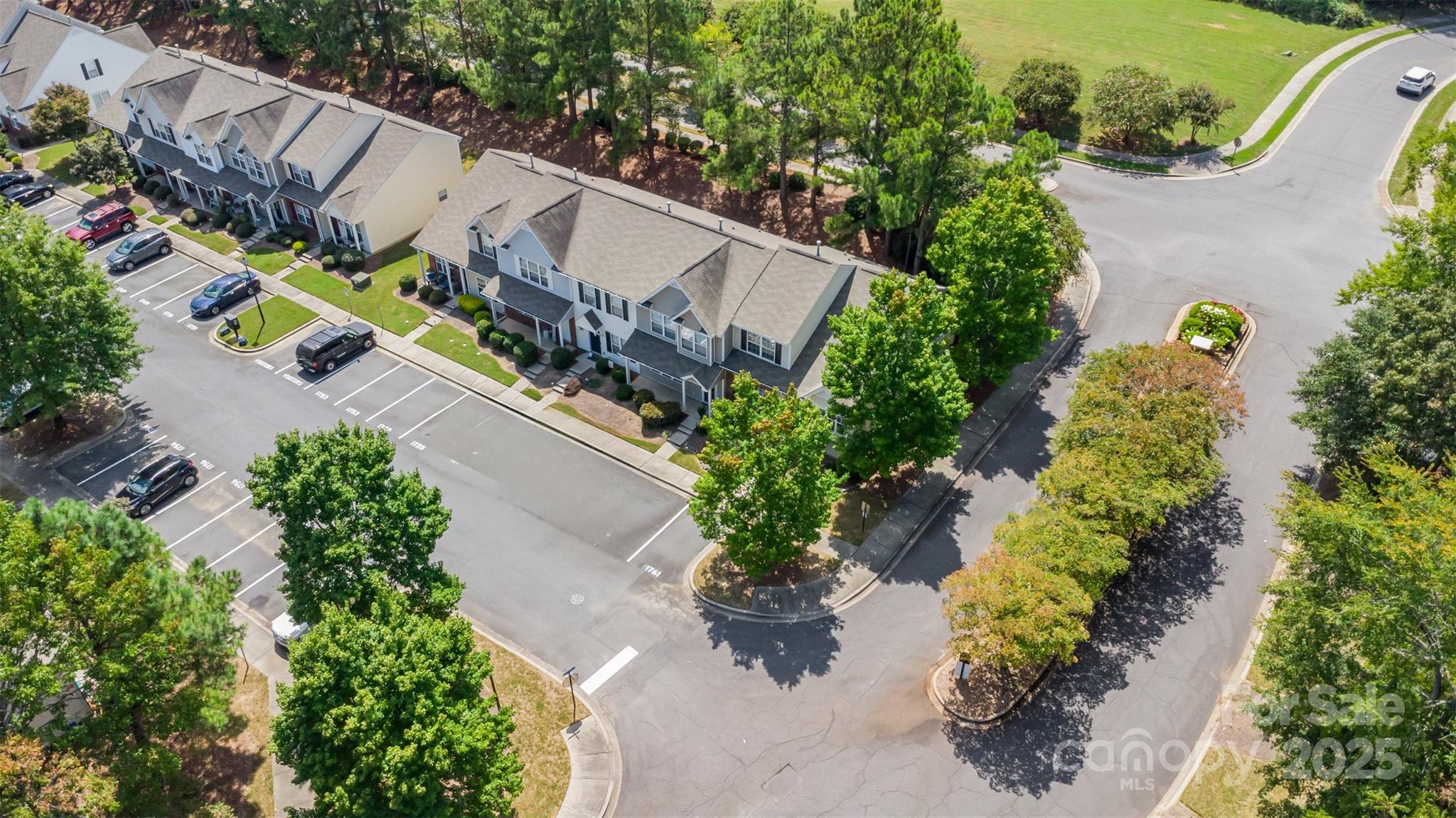 Lexington Commons - Residential