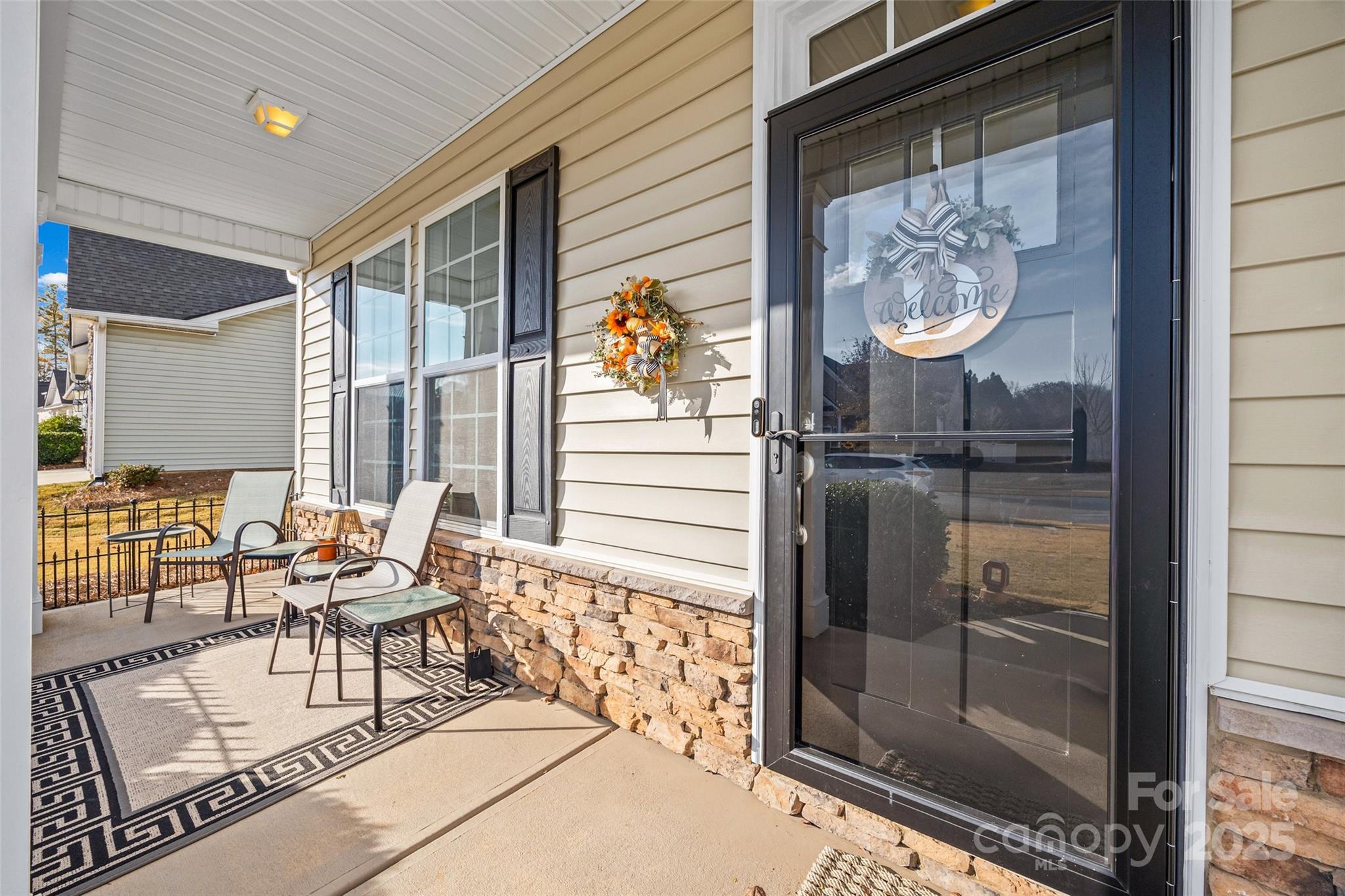 1141 Black Walnut Road