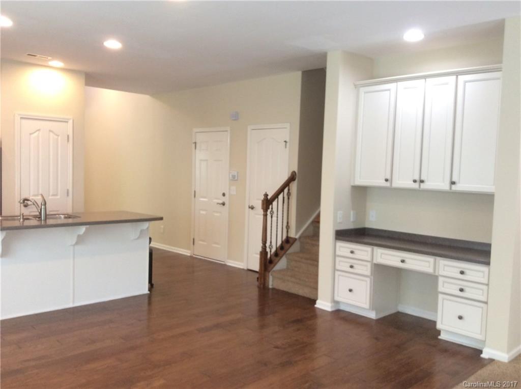 Brandon Oaks - Residential Lease