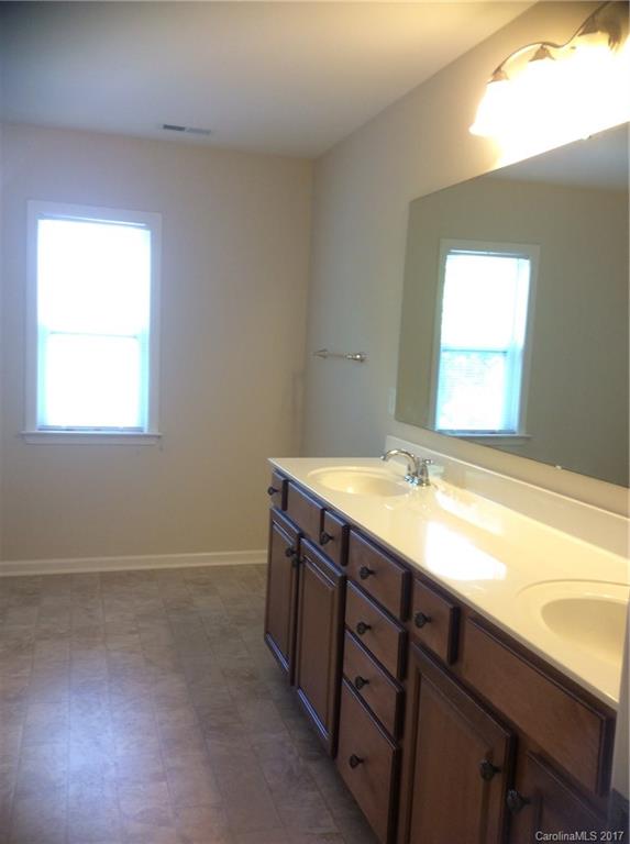 Brandon Oaks - Residential Lease