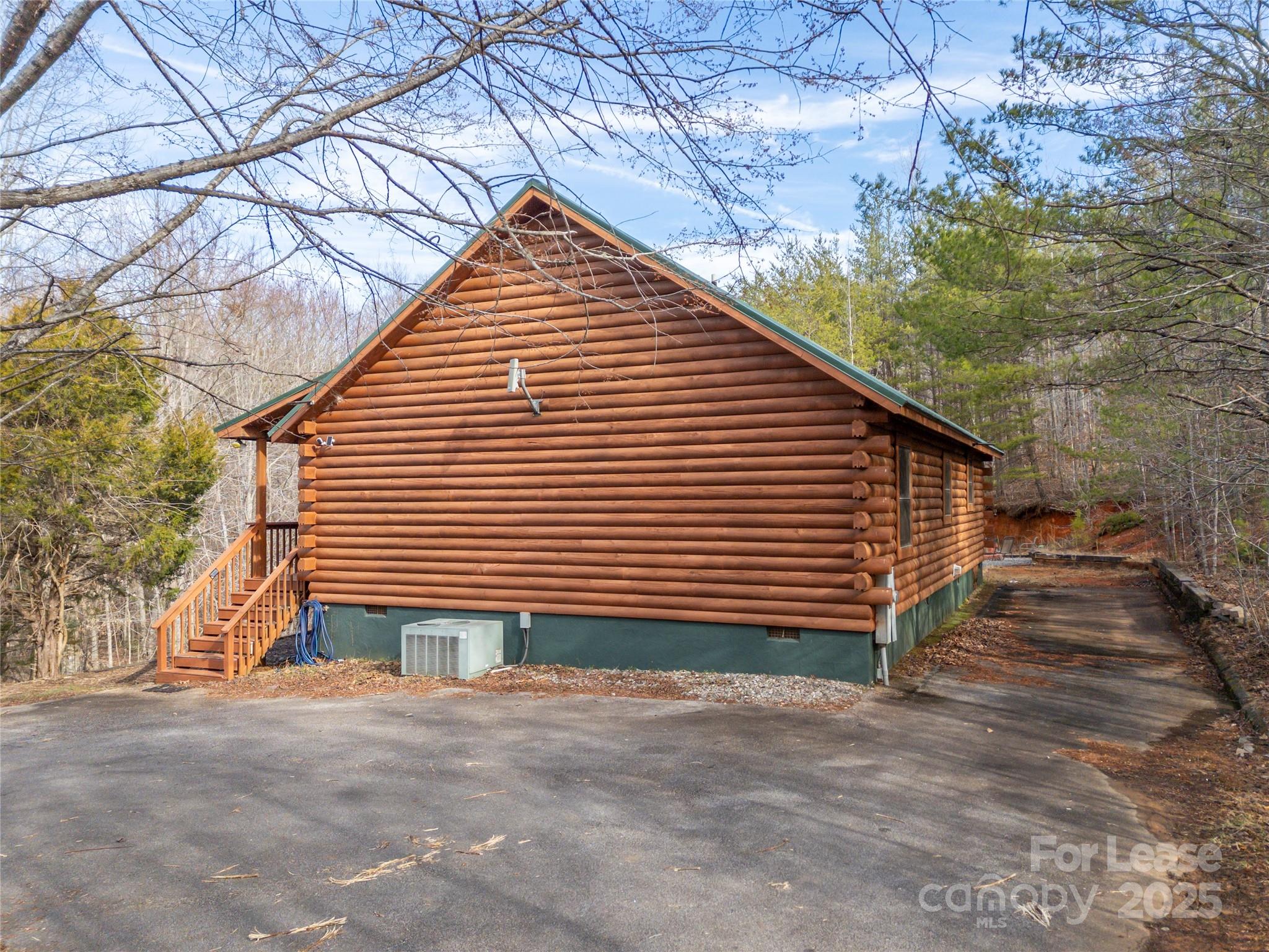 476 Front Ridge Circle