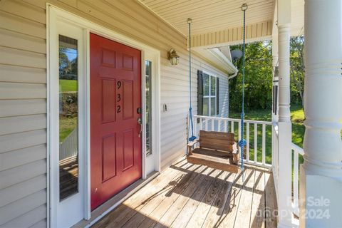 A home in Hickory