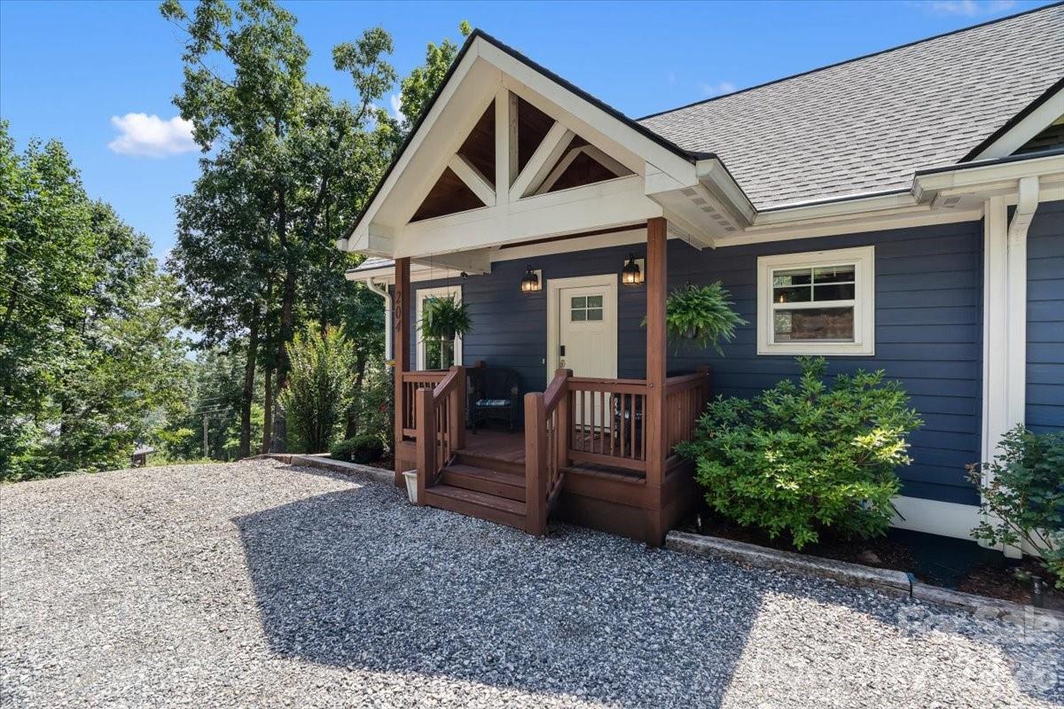 204 Mostert Drive