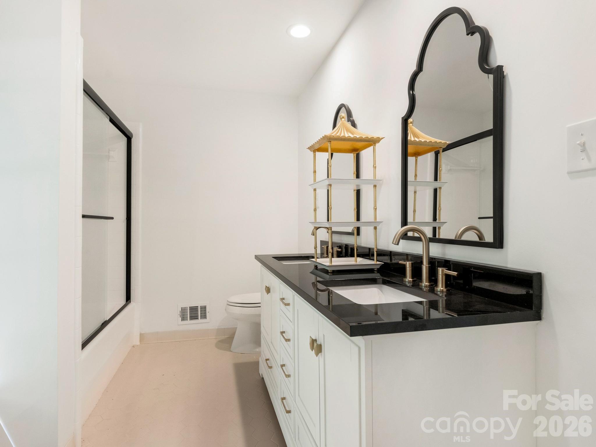 Deering Oaks - Residential