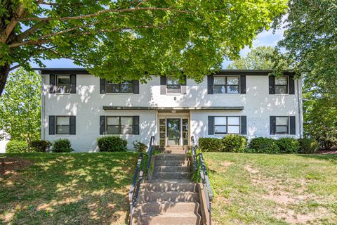 Photo of 615 Biltmore Avenue, Asheville, NC 28803 (MLS # 4380095)
