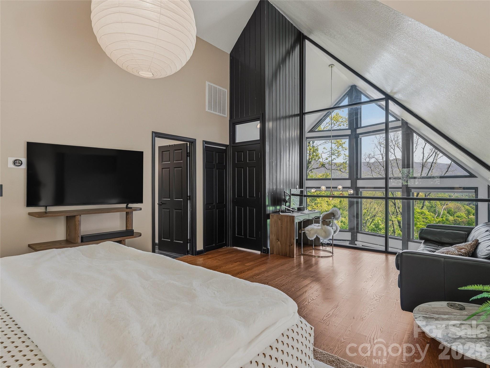 North Knob Preserve - Residential