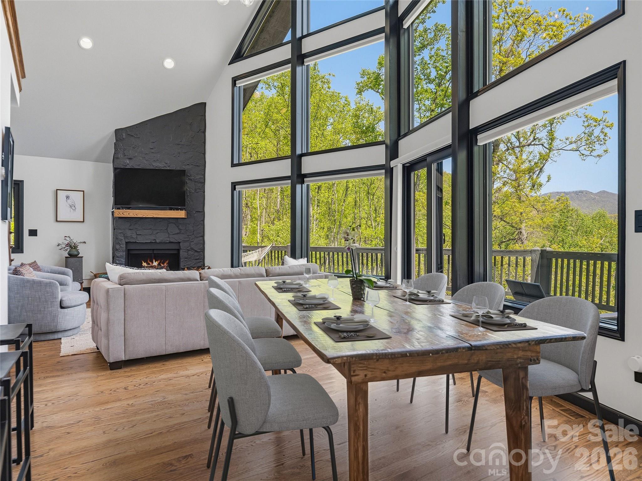 North Knob Preserve - Residential