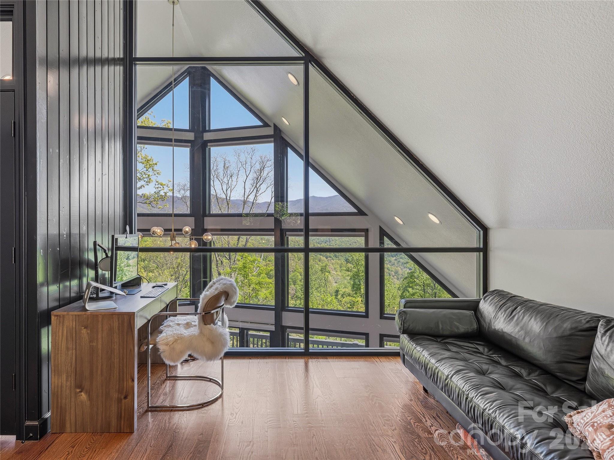 North Knob Preserve - Residential