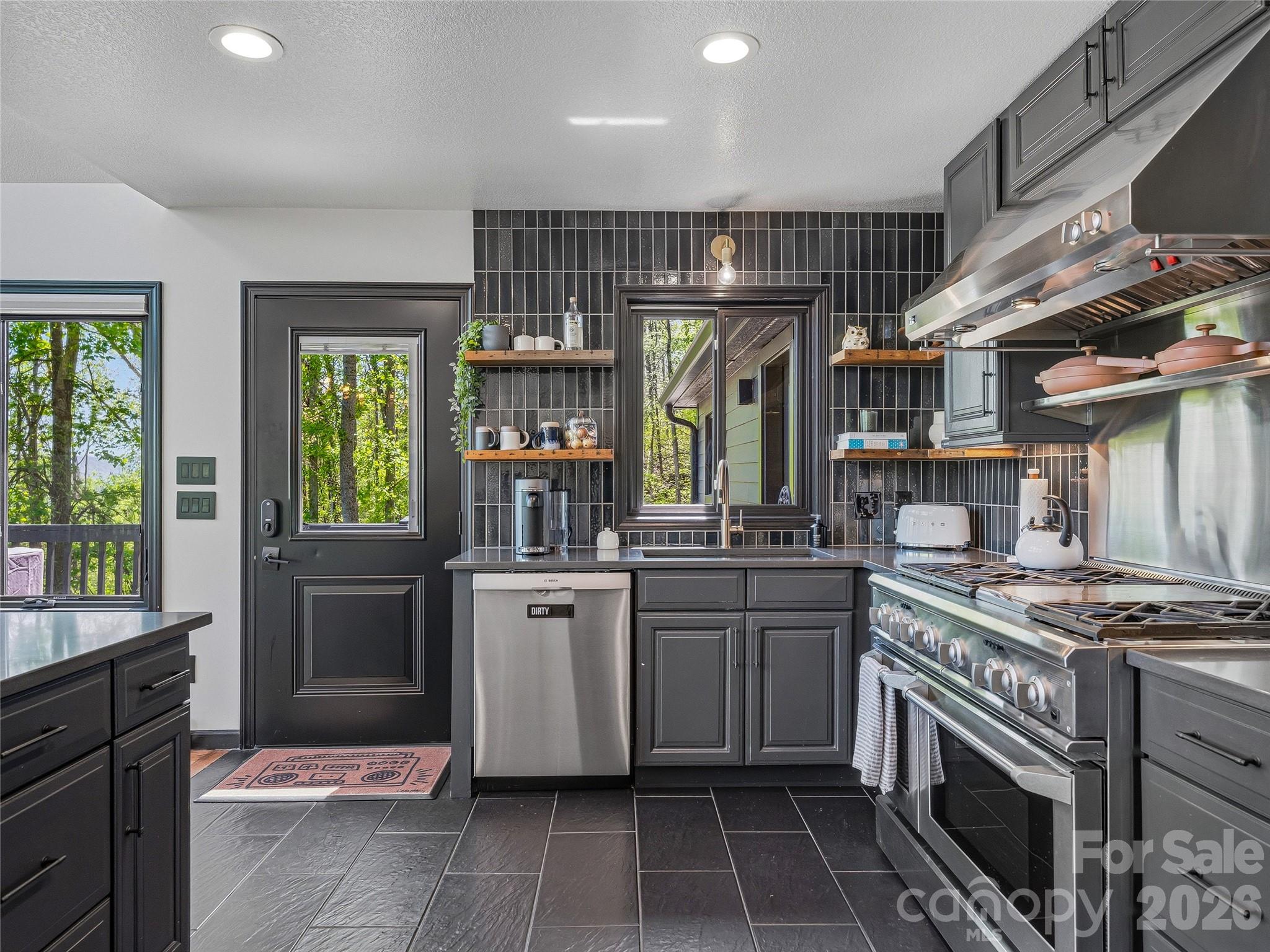 North Knob Preserve - Residential