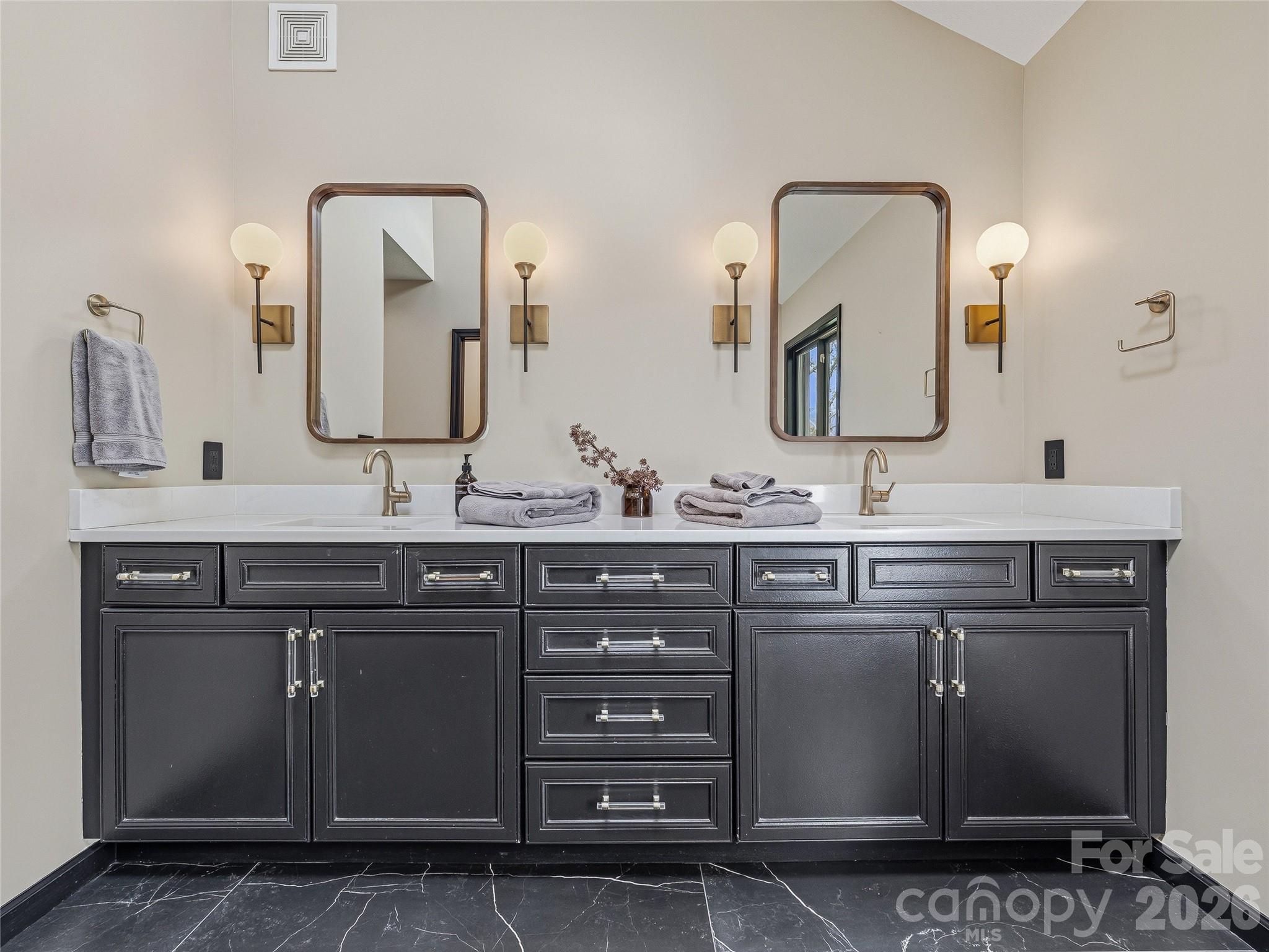 North Knob Preserve - Residential