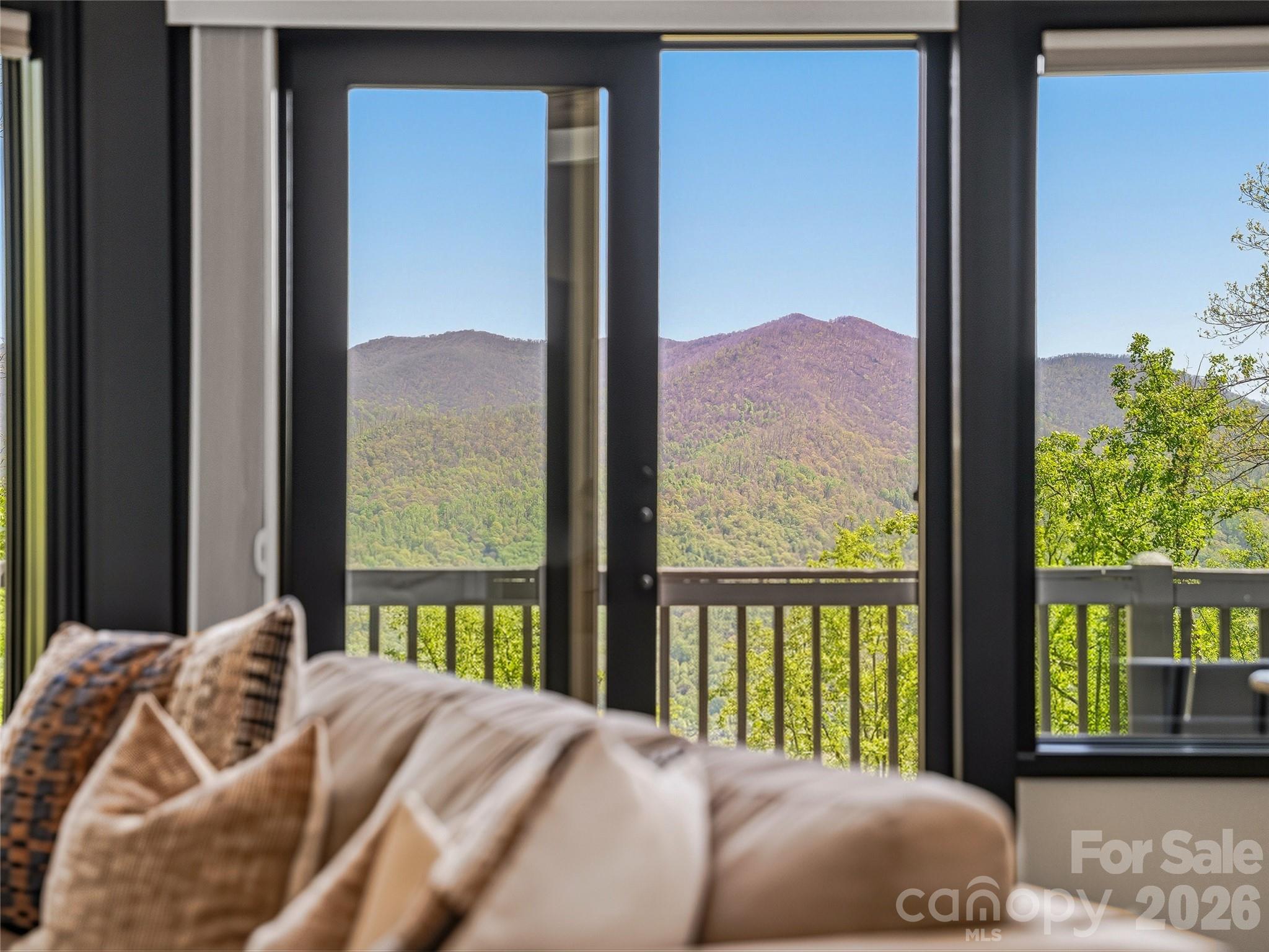 North Knob Preserve - Residential