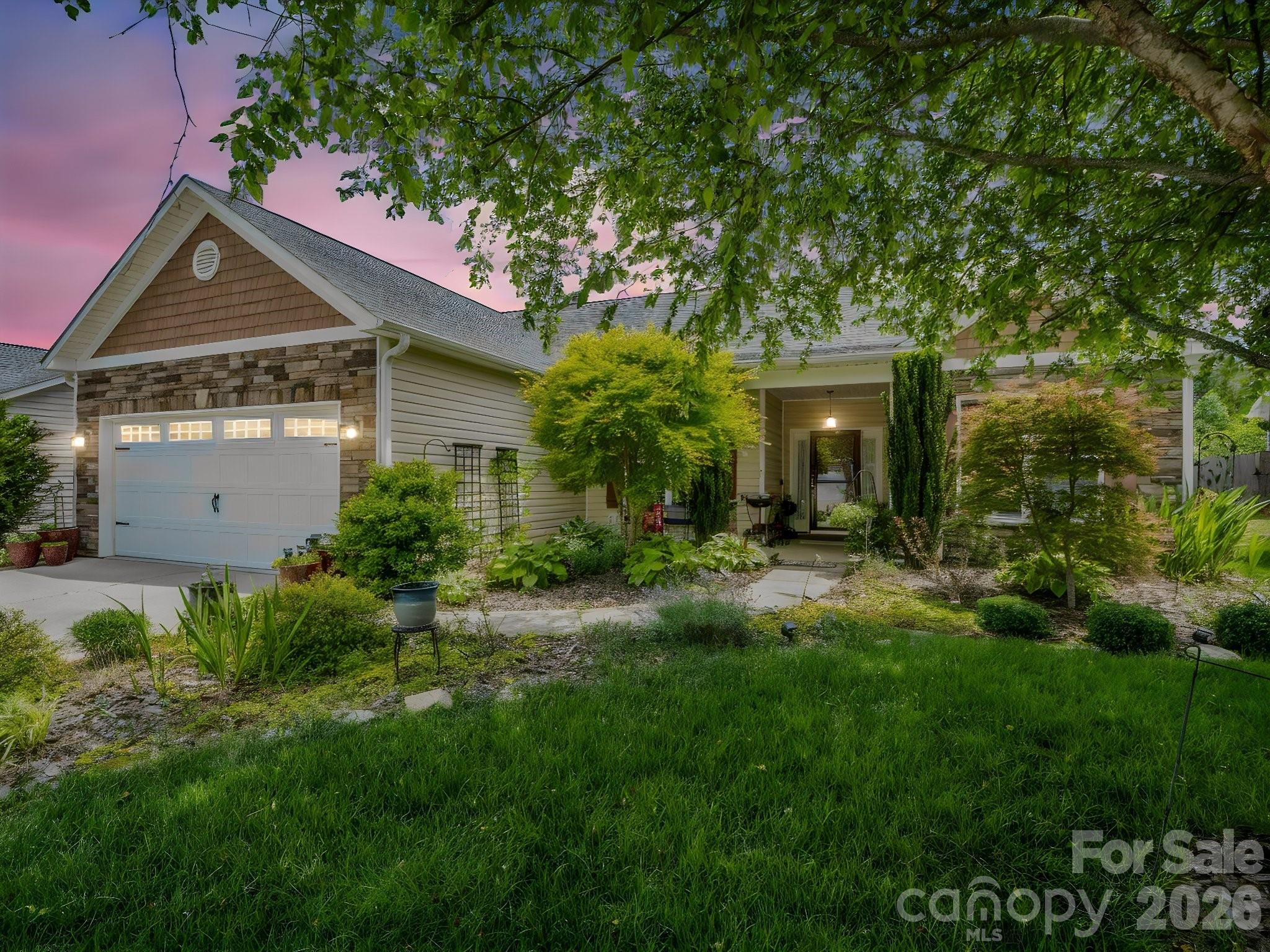 Photo 1 of 46 — 74 Foxtail Court, Hendersonville, NC 28792