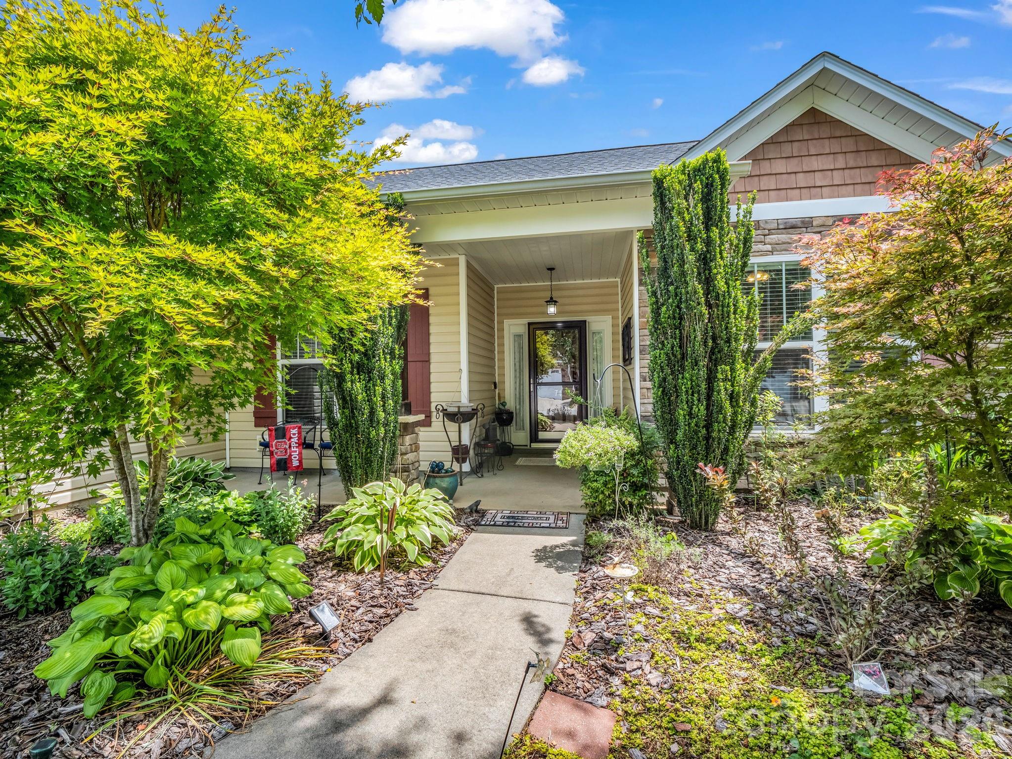 74 Foxtail Court