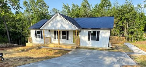 2934 Drummond Street Connelly Springs NC 28612