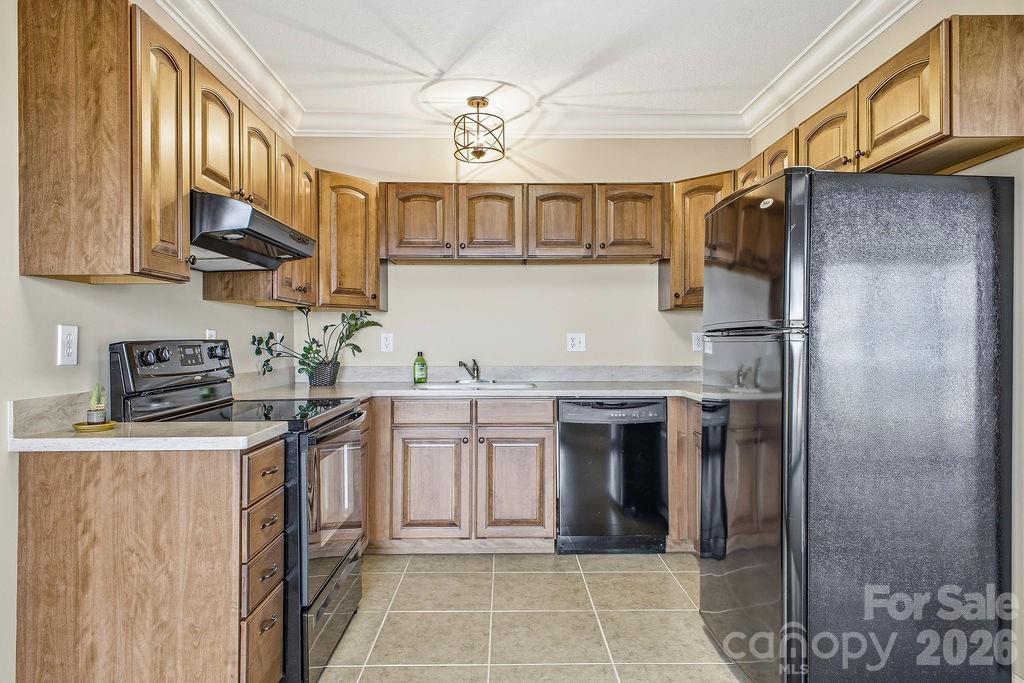 Sweetwater Oaks - Residential