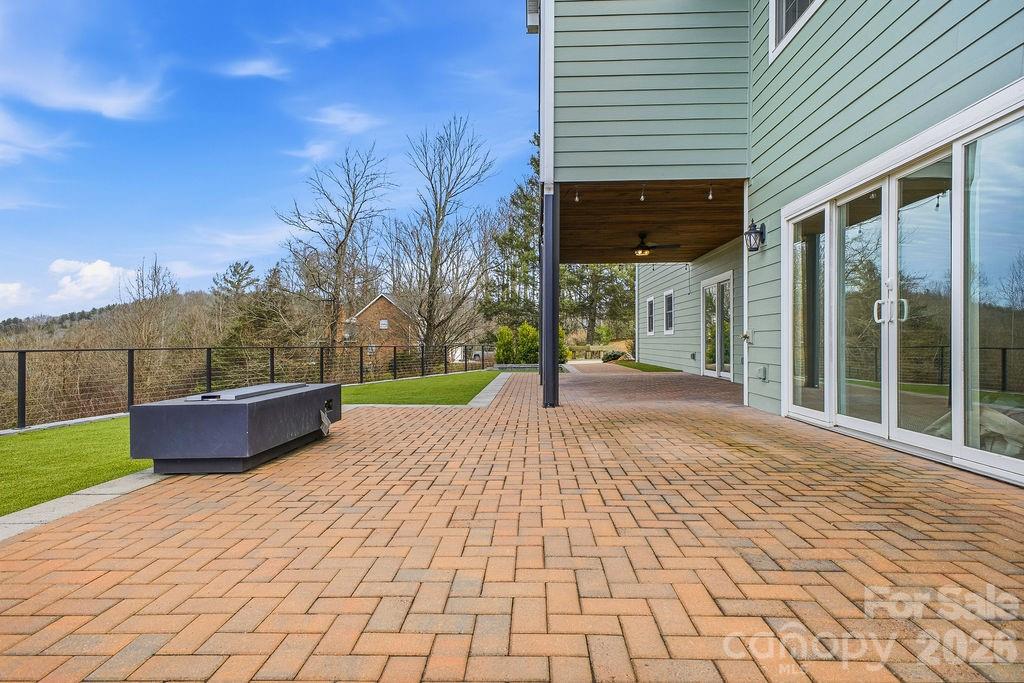 Sweetwater Oaks - Residential