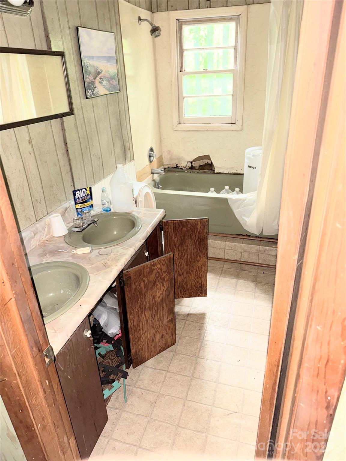 Dream Mountain - Residential