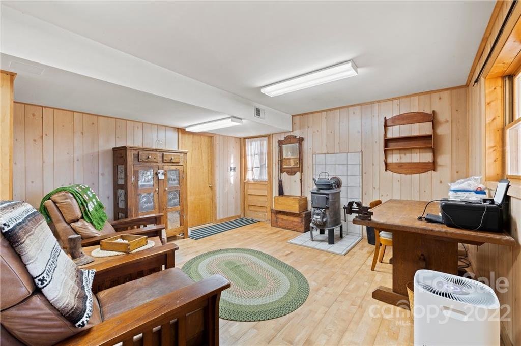 Wolf Laurel - Residential