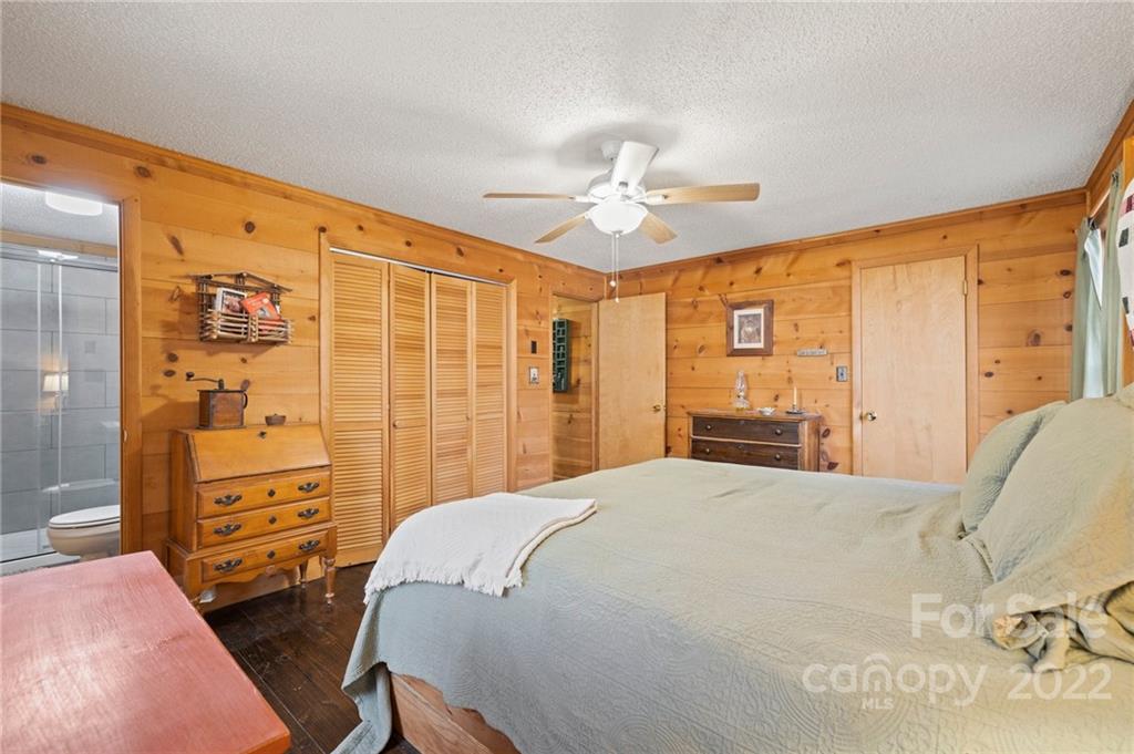 Wolf Laurel - Residential