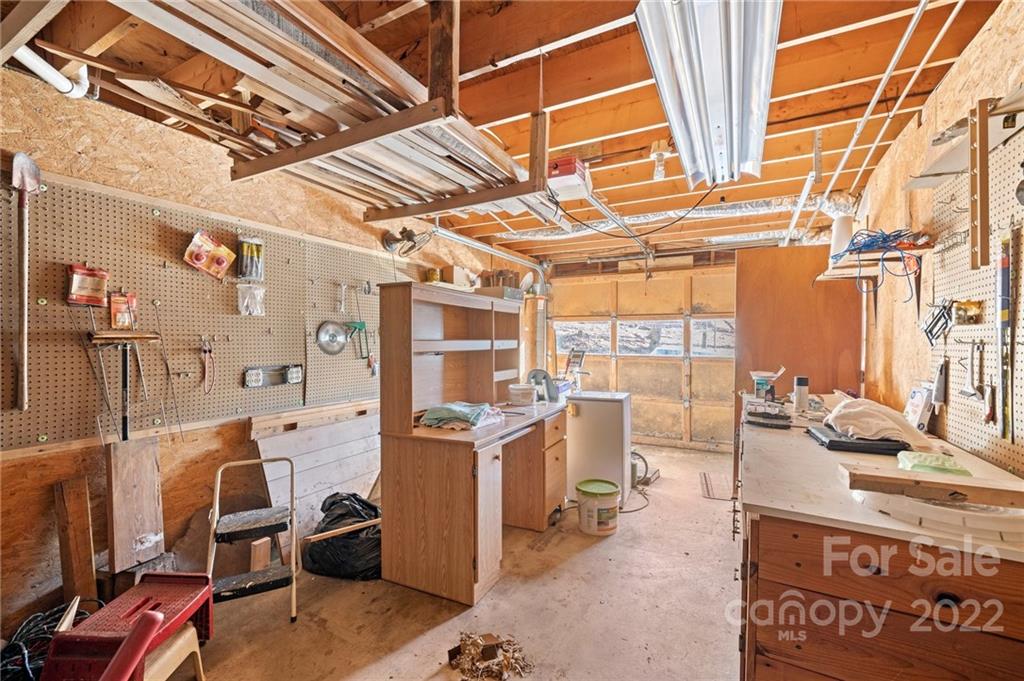 Wolf Laurel - Residential