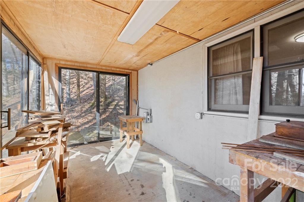 Wolf Laurel - Residential