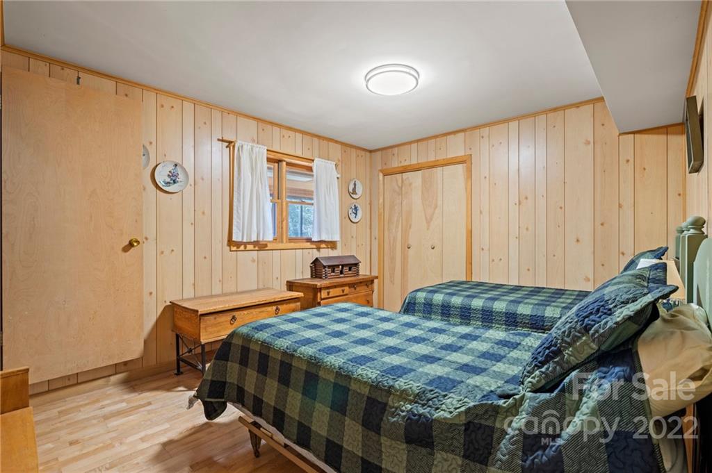 Wolf Laurel - Residential