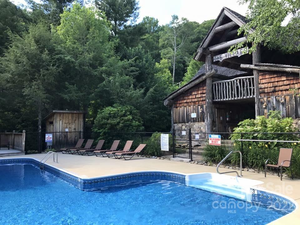 Wolf Laurel - Residential