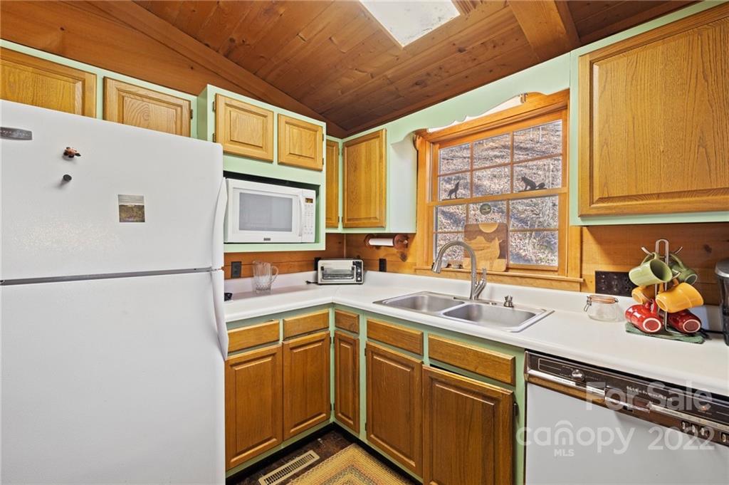 Wolf Laurel - Residential