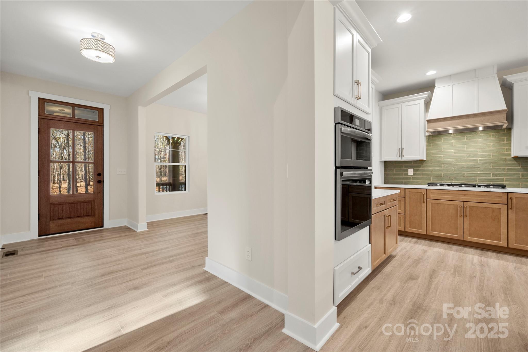 5003 Carolina North Drive 1