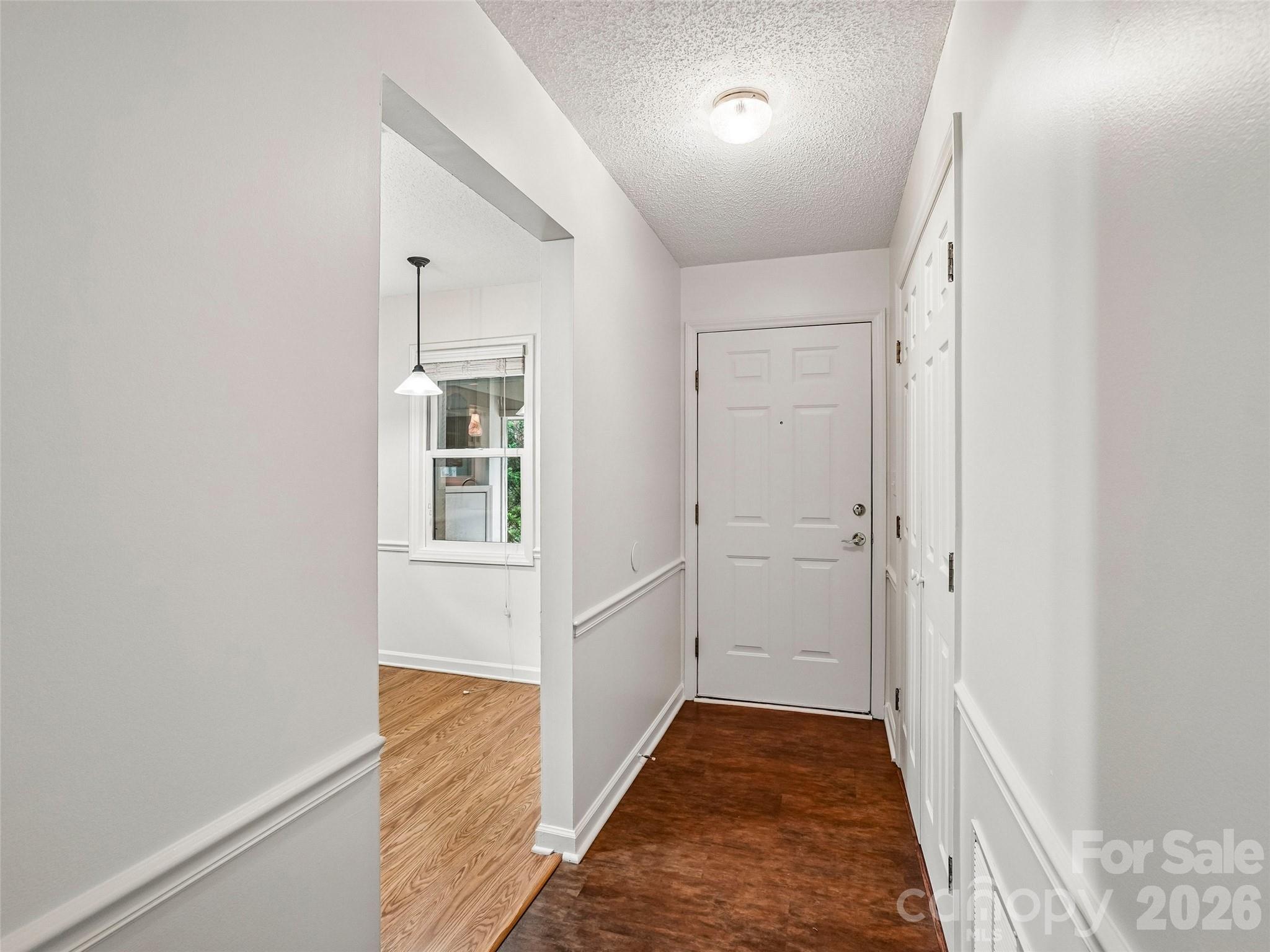 1106 Abbey Circle