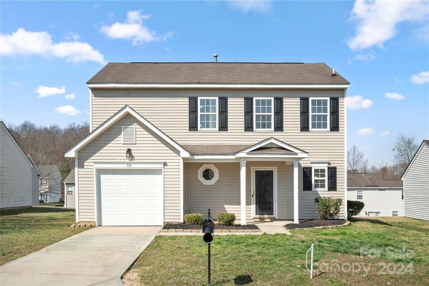 ***MULTIPLE OFFERS: HIGHEST AND BEST 7 PM SUNDAY FEB 25TH**** Get ready to be Wowed by 714 Aberdeen Glen Place! Nestled in the Cross Creek subdivision, this beautifully remodeled residence is like new. With a low HOA and friendly, family-oriented neighborhood vibe, it's the perfect place to call home. 
Step inside to discover a world of upgrades, from new LVP flooring to sumptuous carpeting wrapped up in fresh interior and exterior paint. The kitchen is a masterpiece of modern design, boasting freshly painted cabinets and new appliances, while chic light fixtures and ceiling fans add flair to every room. 
But the excitement doesn't stop there! Be sure to check out the standout features highlighted in our dynamic photos—there's so much more to love!
Conveniently located minutes from the airport, I-85, and I-485, with easy access to the city CATS bus line, you'll never be far from shopping, dining, and outdoor adventures at the Whitewater Center.