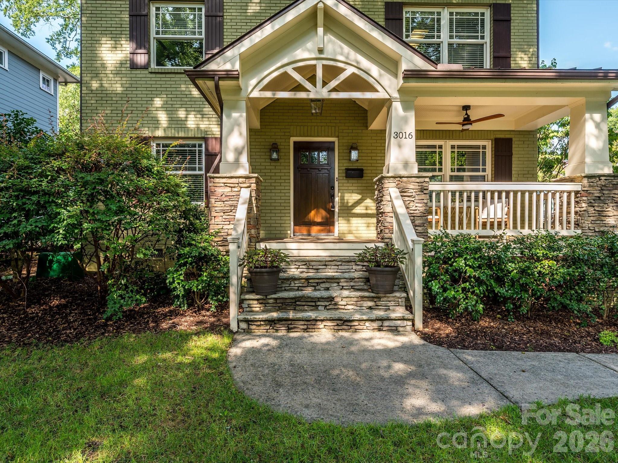3016 Somerset Drive