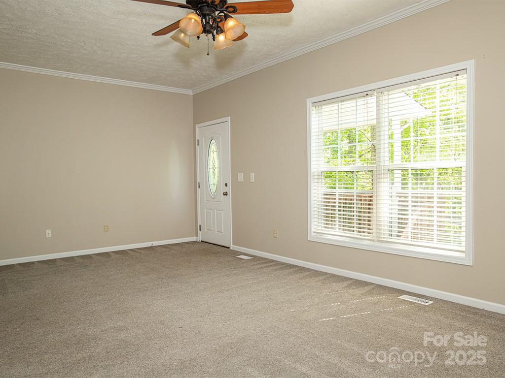 30 Forest Ridge Drive 4