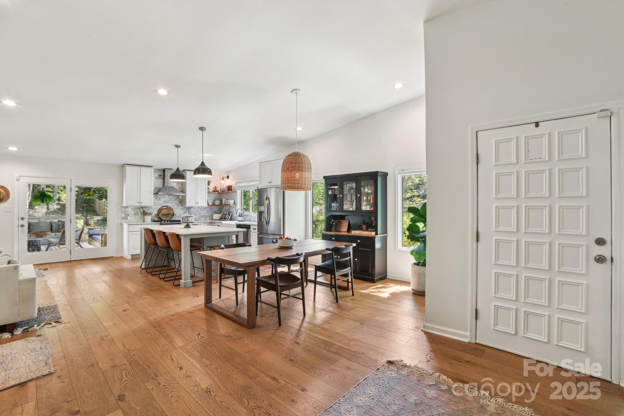 5 Lowry Lane