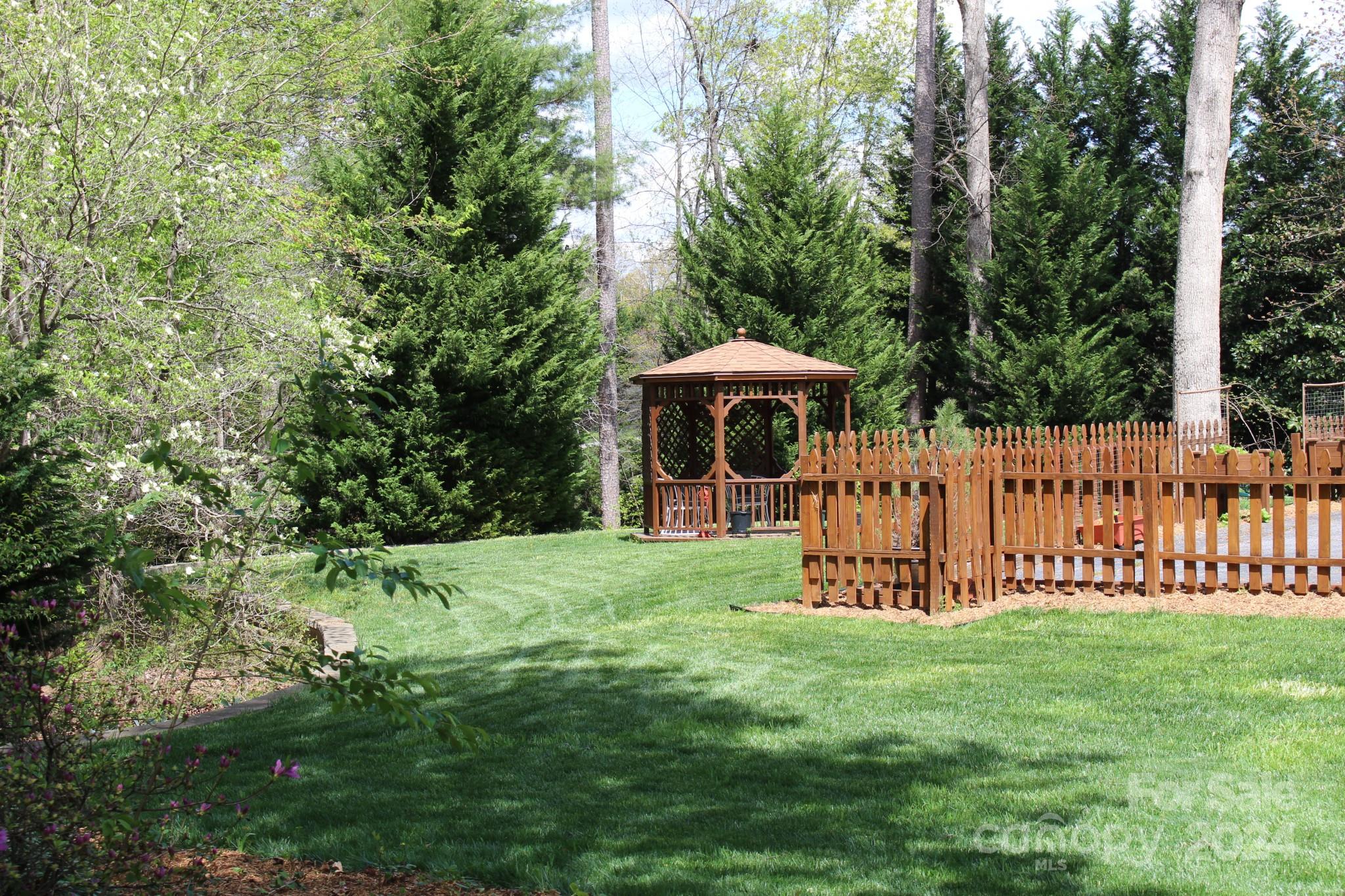 Huntington Forest - Residential