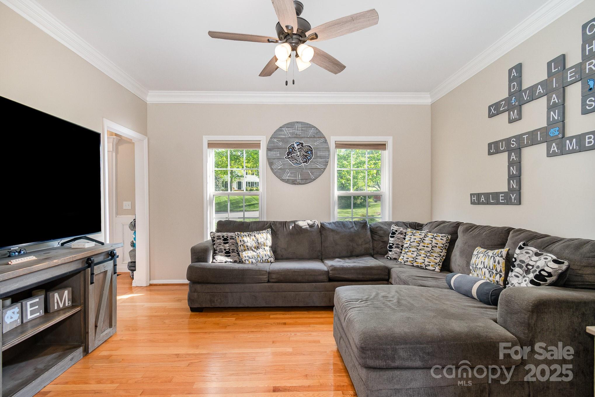 135 Lonetree Circle