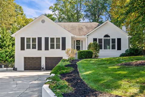 7142 Forest Hills Drive Denver NC 28037