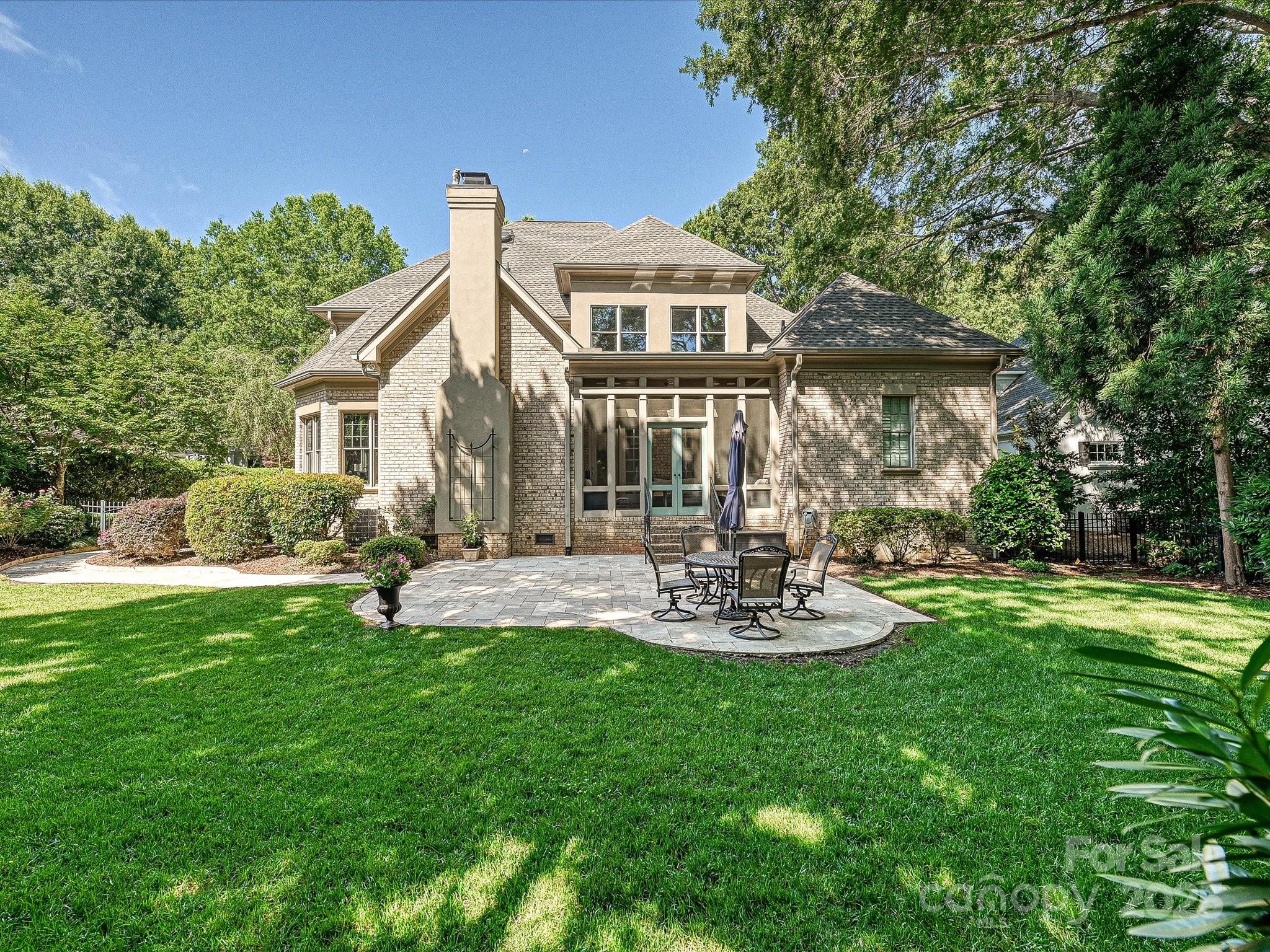 9128 Easton Grey Lane