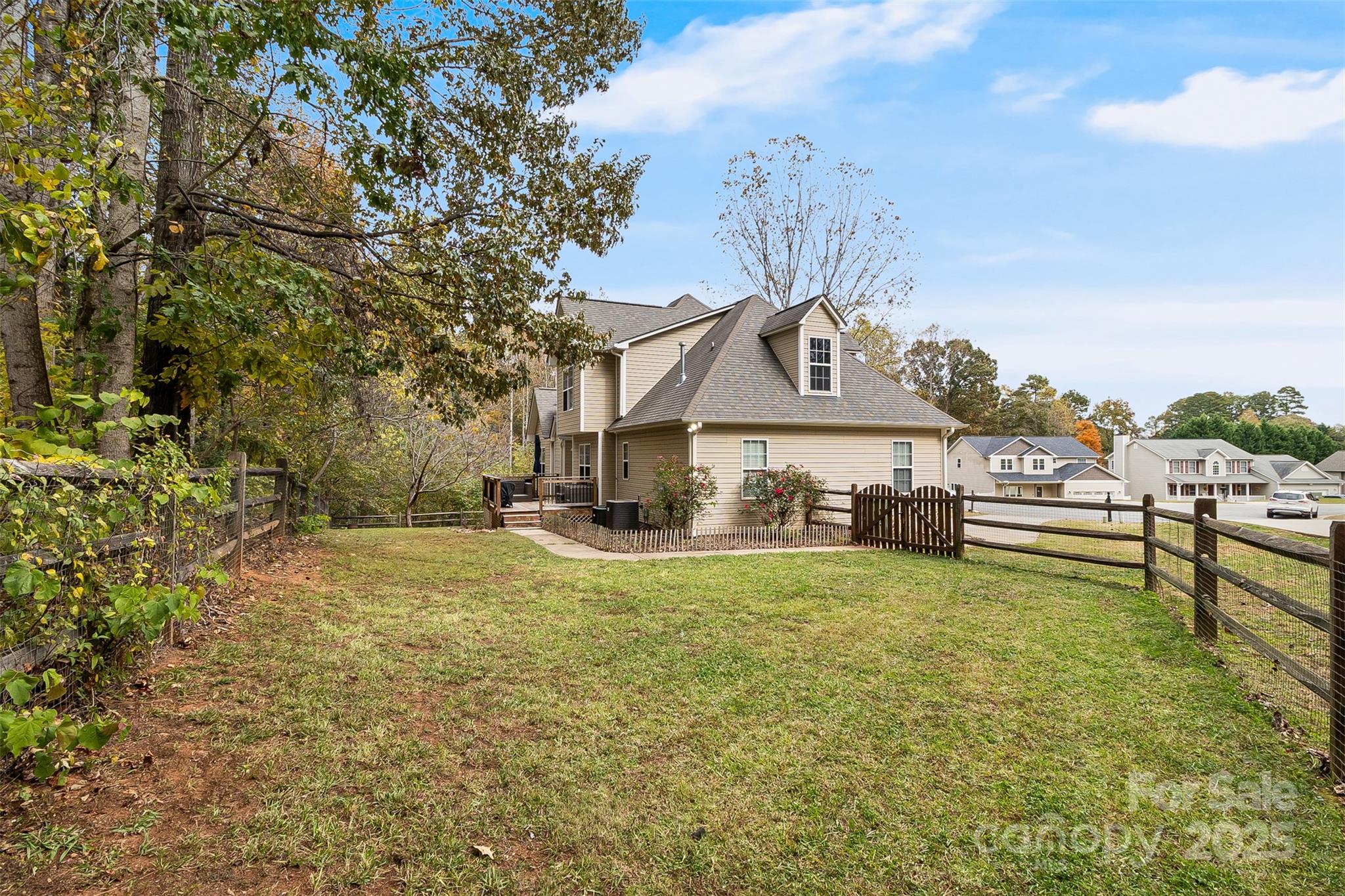 113 Pine Bluff Court